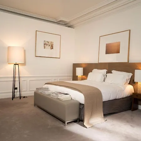 Apartment Rue De Lille , Paris